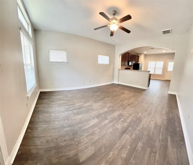 Building Photo - 56 Woodland Hills Dr