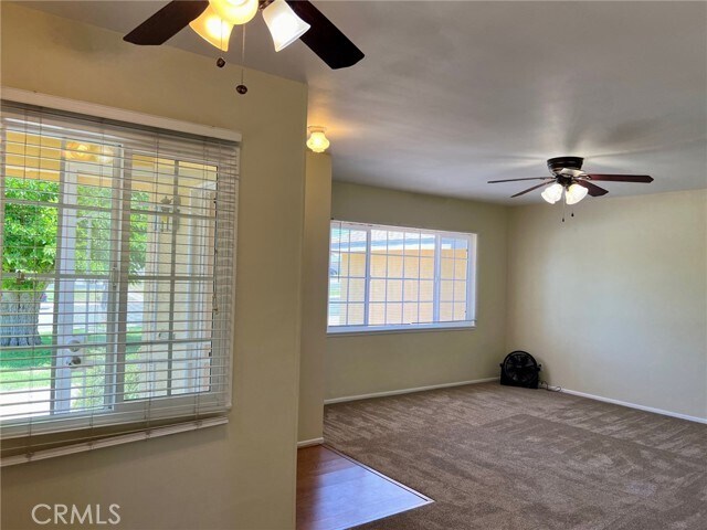 Foto del edificio - 1324 N Chaffey Ct