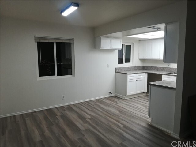 Building Photo - 44644 Beech Ave