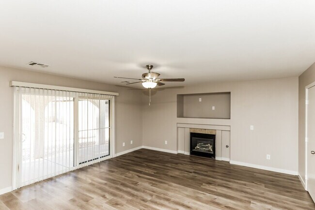 Building Photo - 951 Ostrich Fern Ct