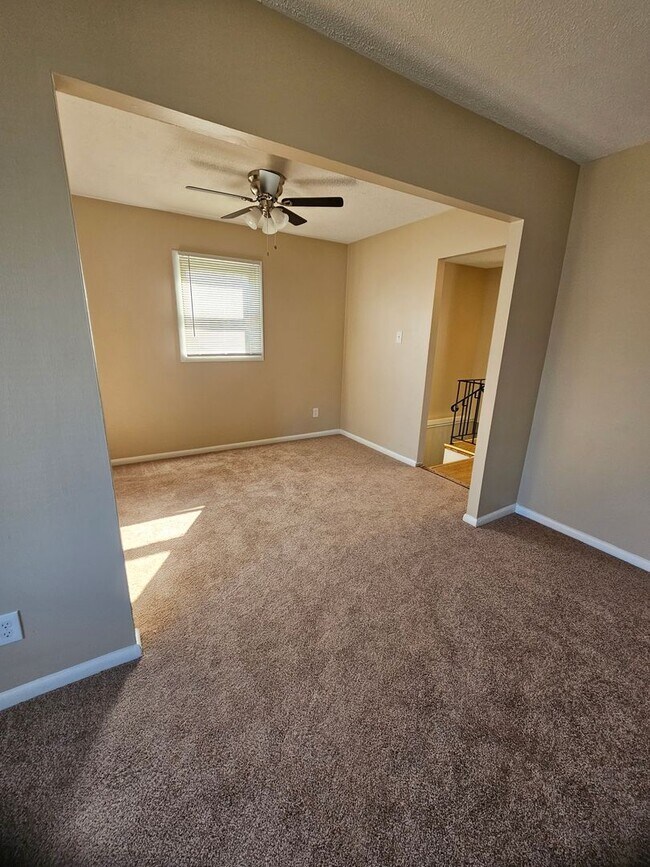 Building Photo - Delightful 4 bedroom 1.5 bath ranch home f...