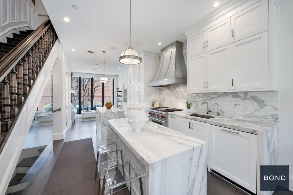 Primary Photo - TURN KEY HARLEM TOWNHOUSE FOR RENT