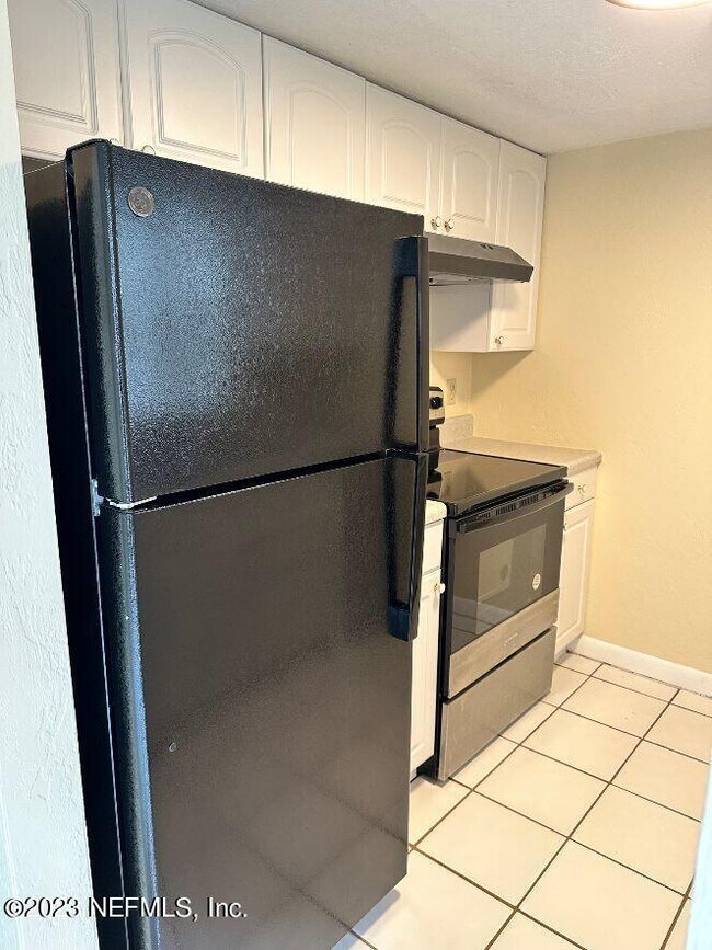 Foto del edificio - 56 Masters Dr