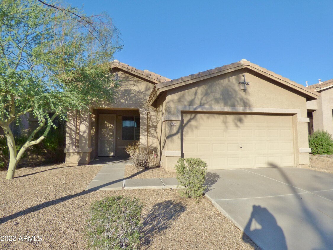Foto principal - 17620 W East Wind Ave