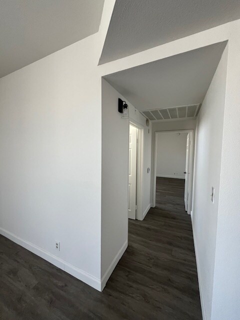 Building Photo - 1506 S Bedford St