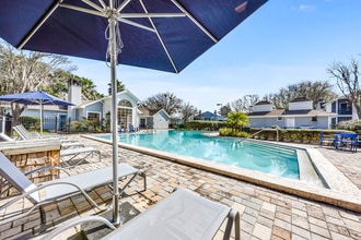 Building Photo - Elliot Baymeadows Building Photo - Elliot Baymeadows