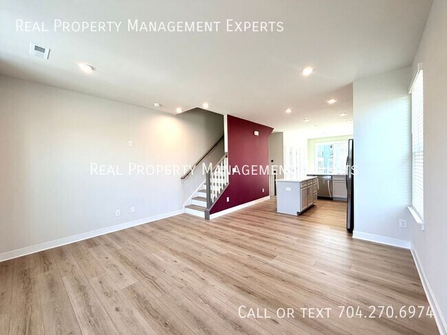 Foto del edificio - 2841 Statesville Ave