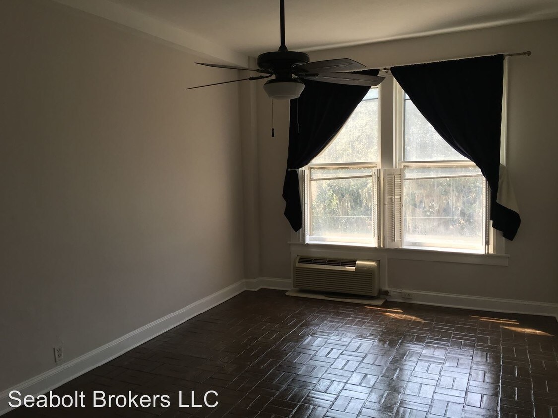 Building Photo - 106 W Gwinnett St