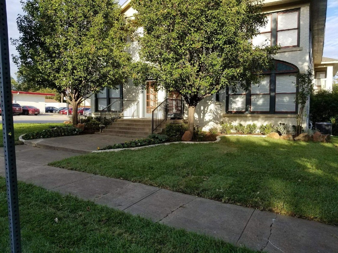 508 N Ave, Dallas, TX 75208 Apartments in Dallas, TX