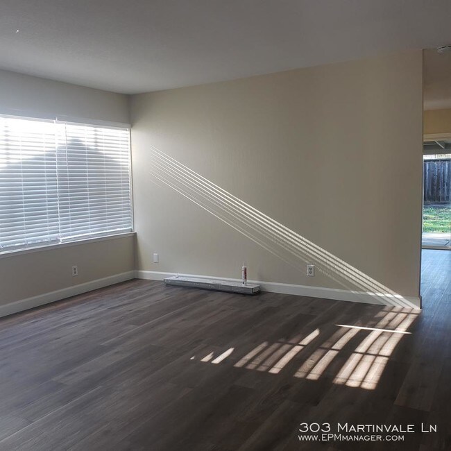 Building Photo - 303 Martinvale Ln