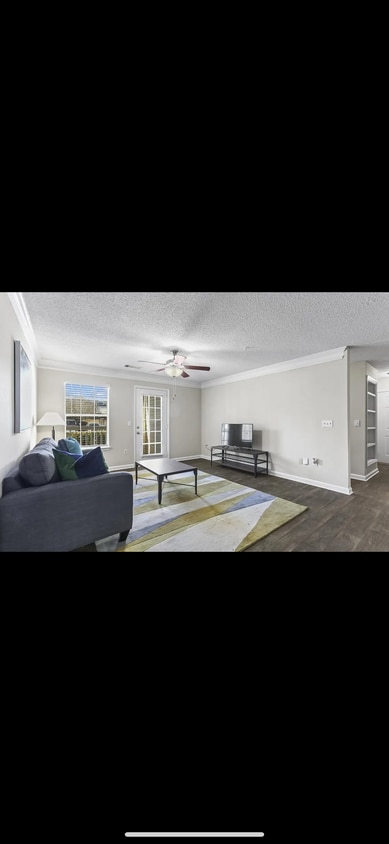 Building Photo - 1505 Lake Knoll Dr NW