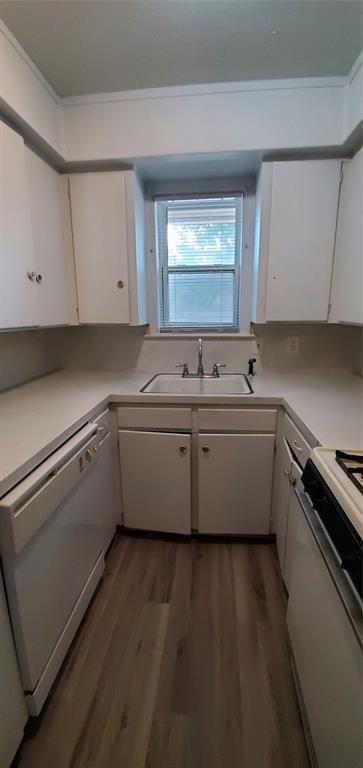 Foto del edificio - 2420 Louise St