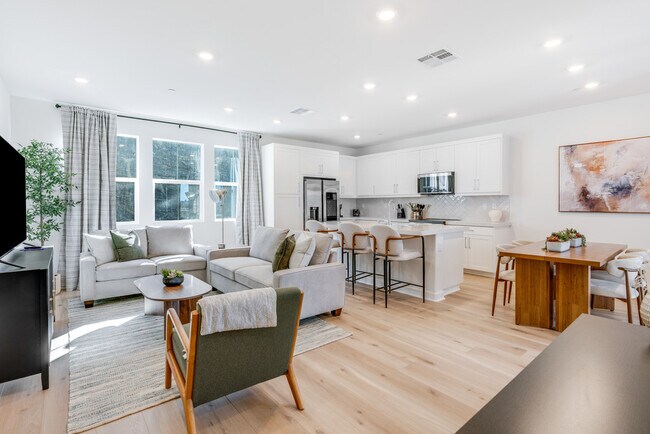 Building Photo - 414 Caliper Way