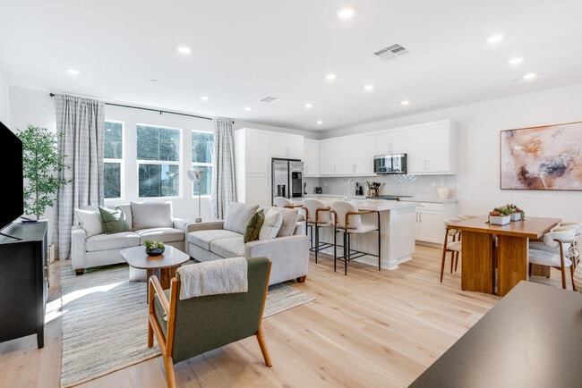 Building Photo - 414 Caliper Way