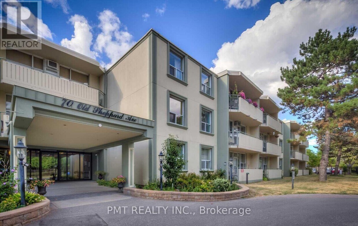 Photo principale - 70-170 Old Sheppard Ave