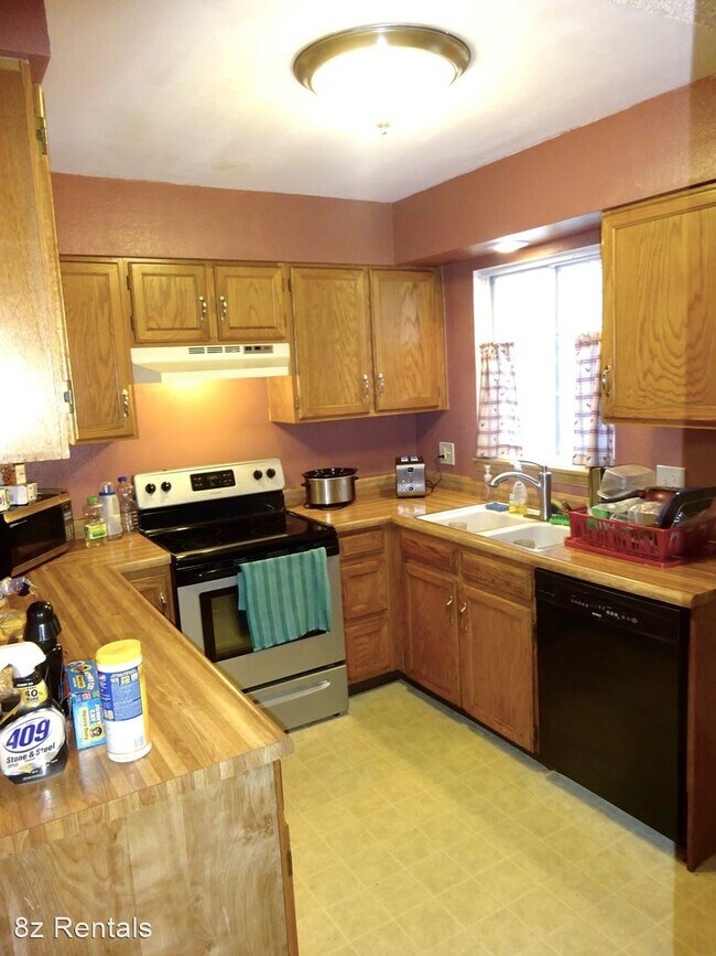 Foto del edificio - 3 br, 2 bath House - 9734 W Cornell Place
