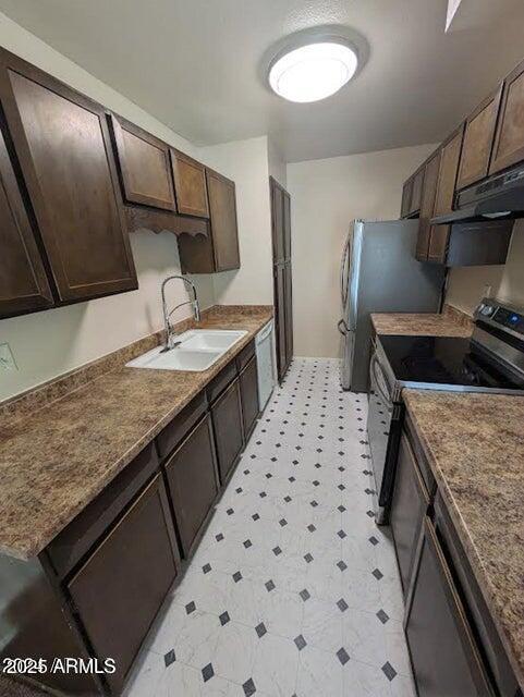 Foto del edificio - 5902 W Golden Ln