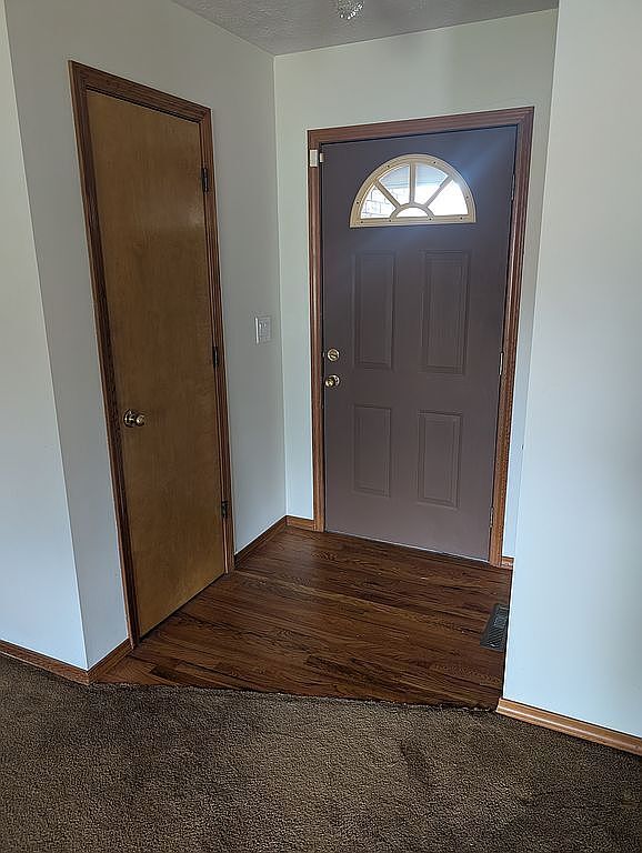 Foto del edificio - 7060 W Lone Oak St