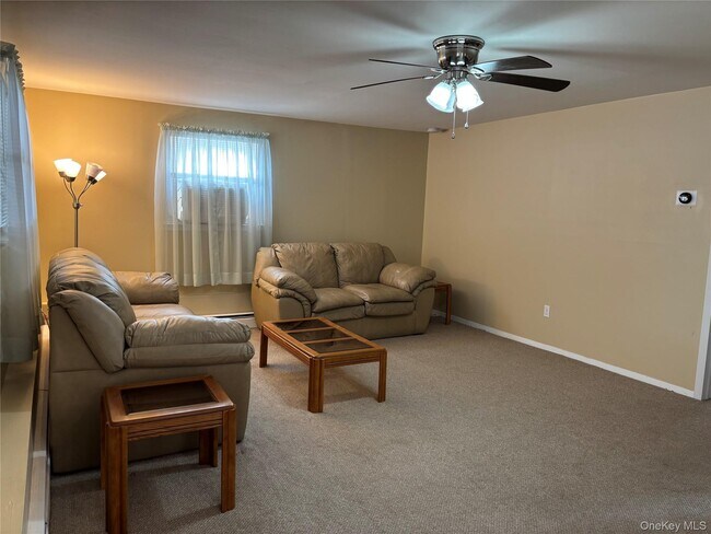 Foto del edificio - 293 Concord Ave