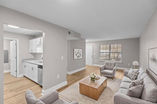 Foto del edificio - Pebble Creek Apartments