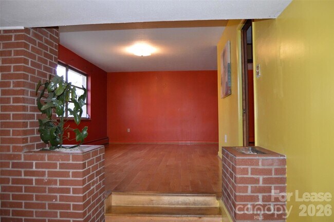 Foto del edificio - 516 S Green St