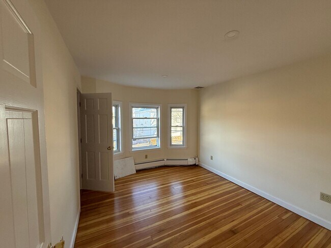 Foto del edificio - 40 Lincoln Ave