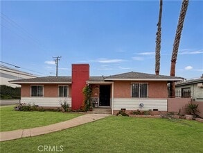 Building Photo - 10202 S Doty Ave