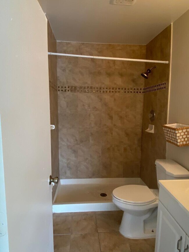 Foto del edificio - 4901 Pier Dr