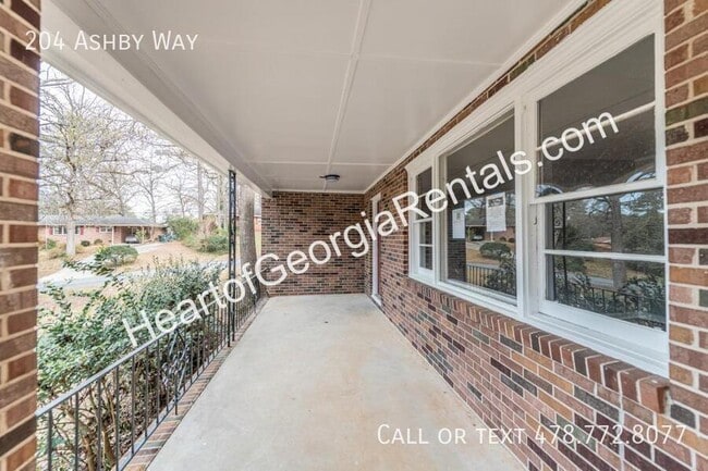 Foto del edificio - 204 Ashby Way