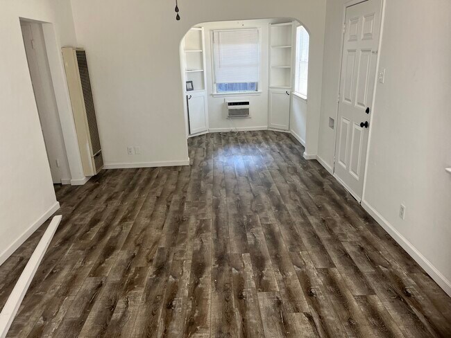 Foto del edificio - 211 E 7th St