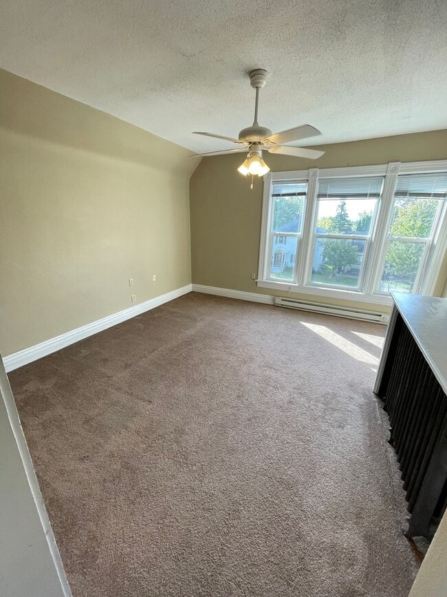 Foto del edificio - 4729 McCulloch St