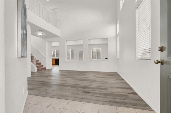 Foto del edificio - 4439 Yellow Harbor St