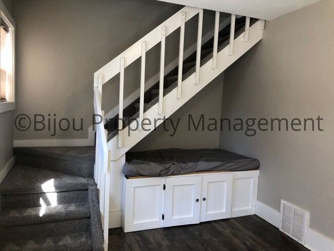 Foto del edificio - 522 N Prospect St