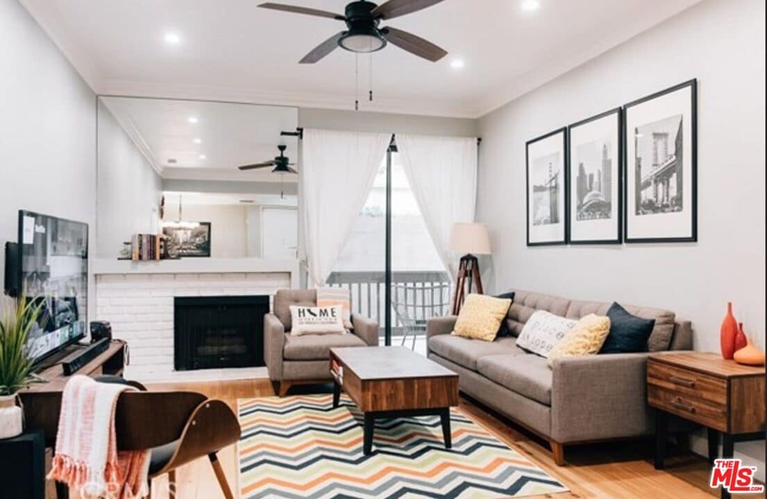 Foto principal - 497 E California Blvd