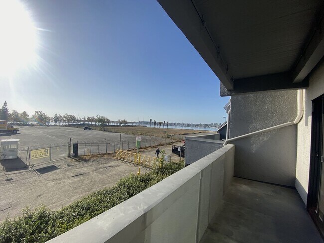 Photo - Nice Clean 1 bedroom & 1 bath Condo