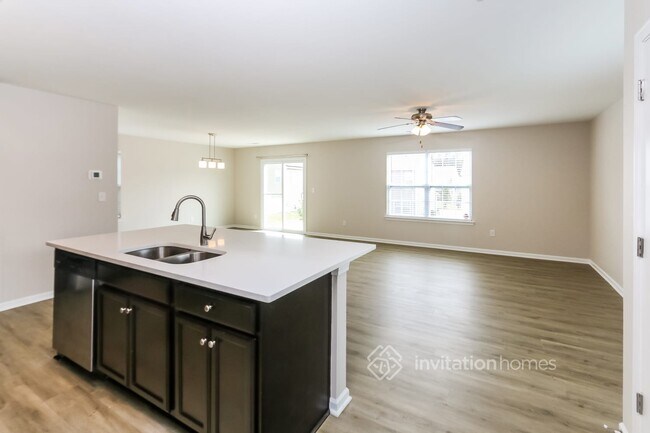 Foto del edificio - 8730 Longnor St