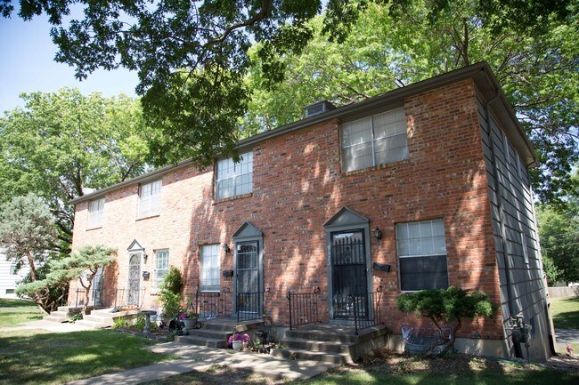 Foto del edificio - 9317 Reeder Ave
