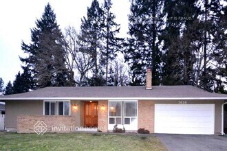 Building Photo - 7638 Emerald Dr SW