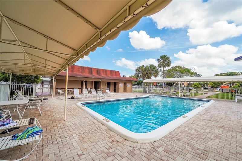 Foto principal - 2950 NW 46th Ave