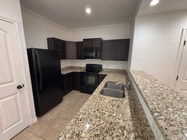 Photo - Spacious End-Unit Townhome in Prime Northeast San Antonio Location