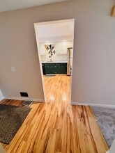 Building Photo - 25 Willowick Dr