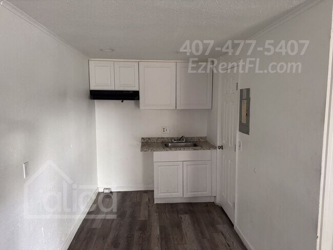 Foto del edificio - 4731 N Pine Hills Rd