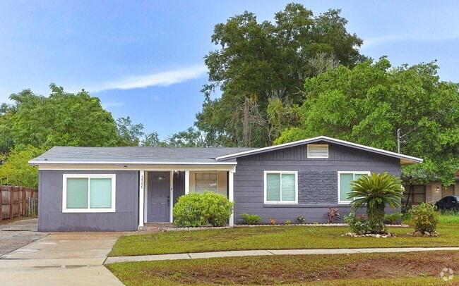 Building Photo - 3905 Forest Blvd
