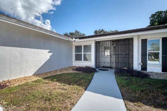 Building Photo - 2926 Captiva Dr