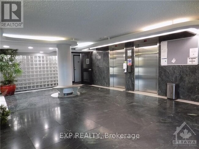 Building Photo - 1440 Heron Rd