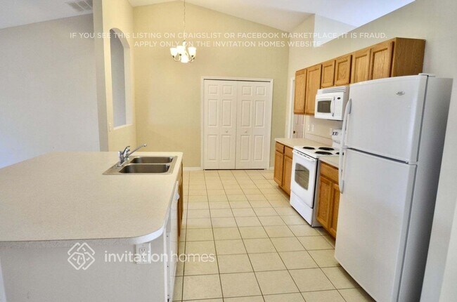 Foto del edificio - 1121 SW 4th Ln