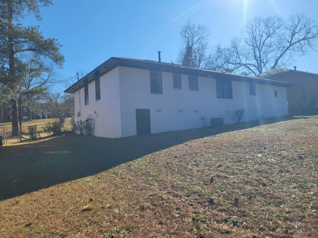 Foto del edificio - 172 Ruby Dr