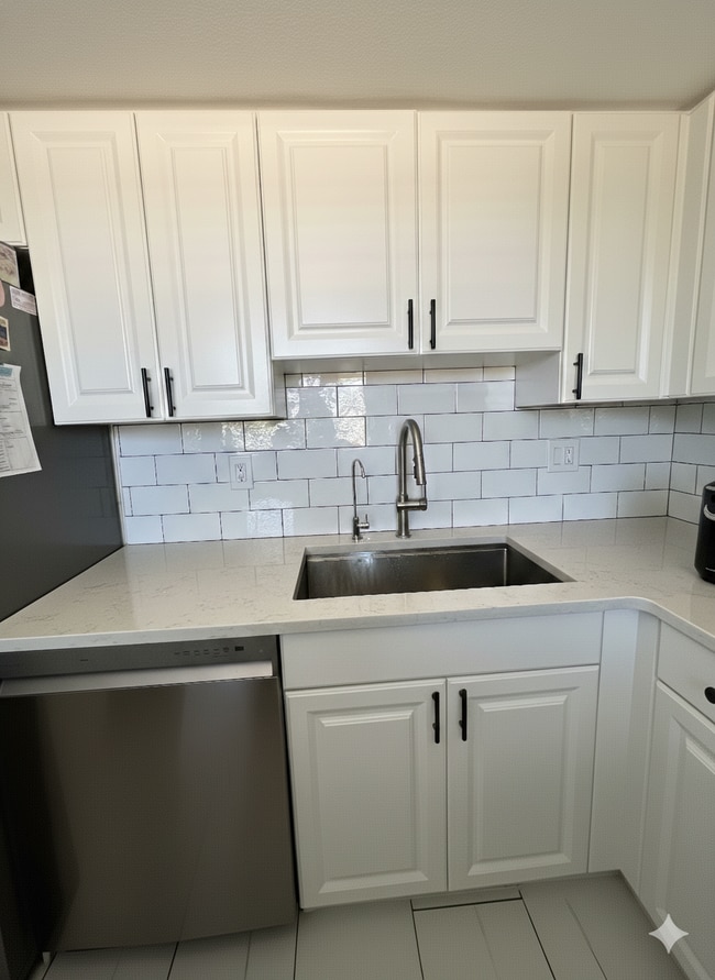 Building Photo - 5310 26th St W