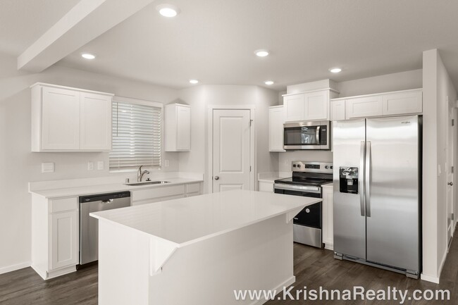 Foto del edificio - Brand new beautiful 3 bed 2 bath house for...