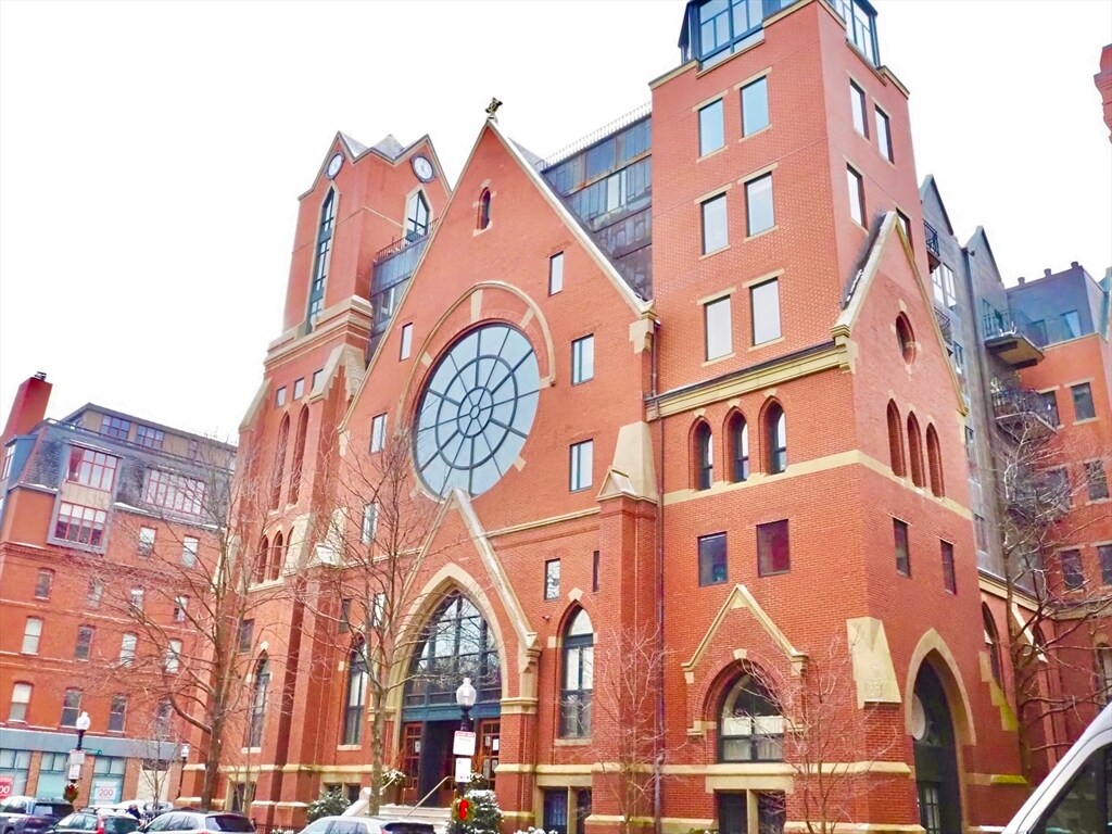 Primary Photo - 2 Clarendon St